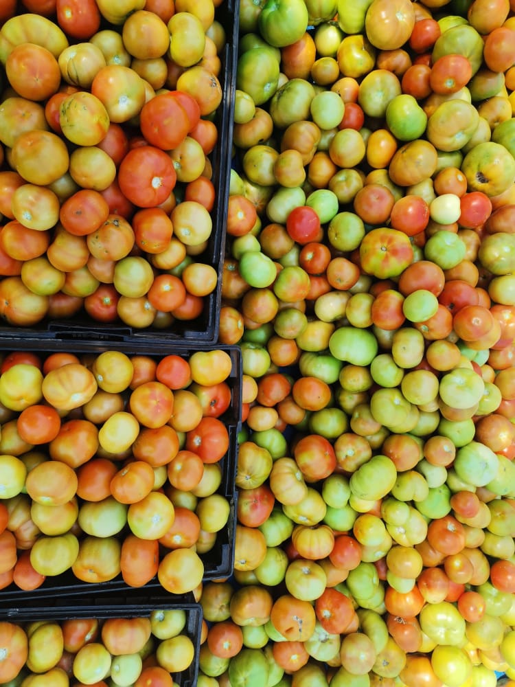 Tomatoes per box